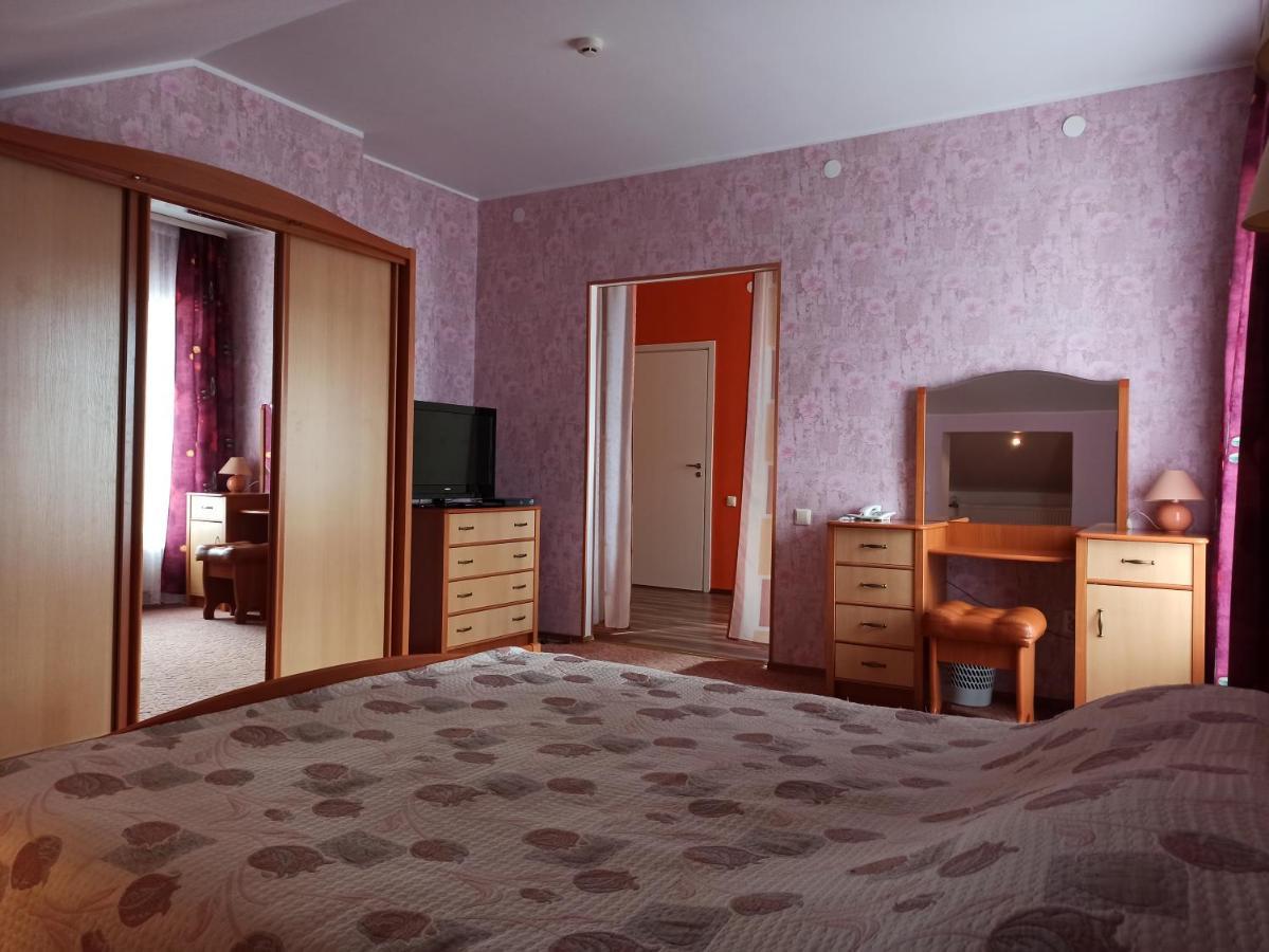 Central Hotel Narva Ngoại thất bức ảnh