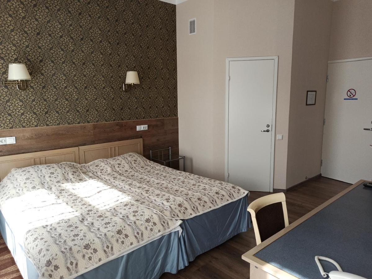 Central Hotel Narva Ngoại thất bức ảnh