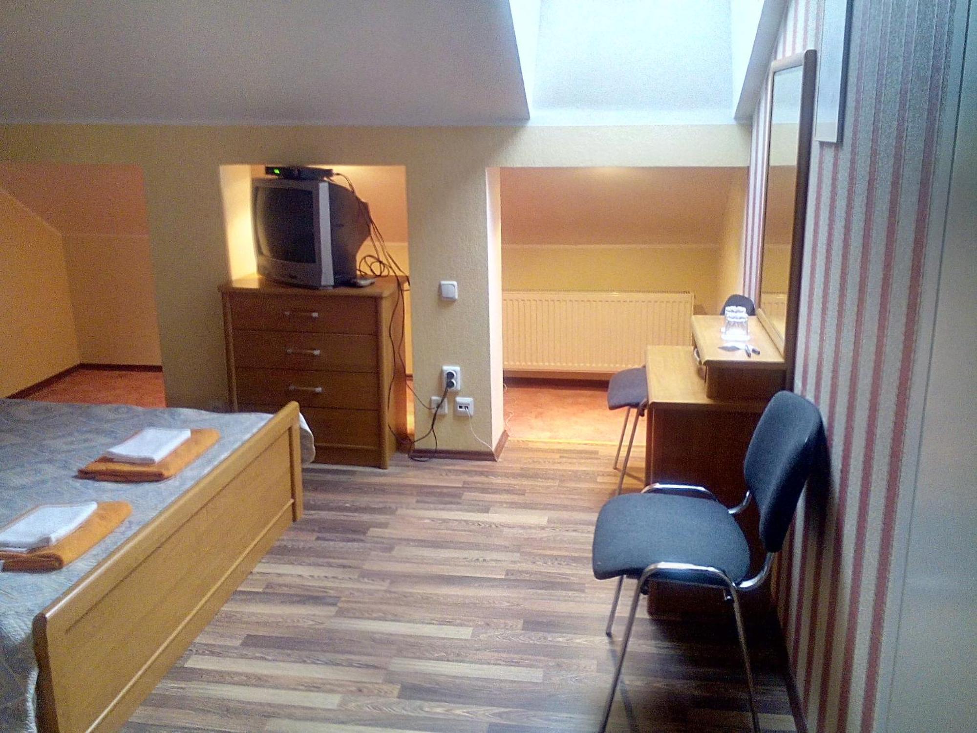 Central Hotel Narva Phòng bức ảnh