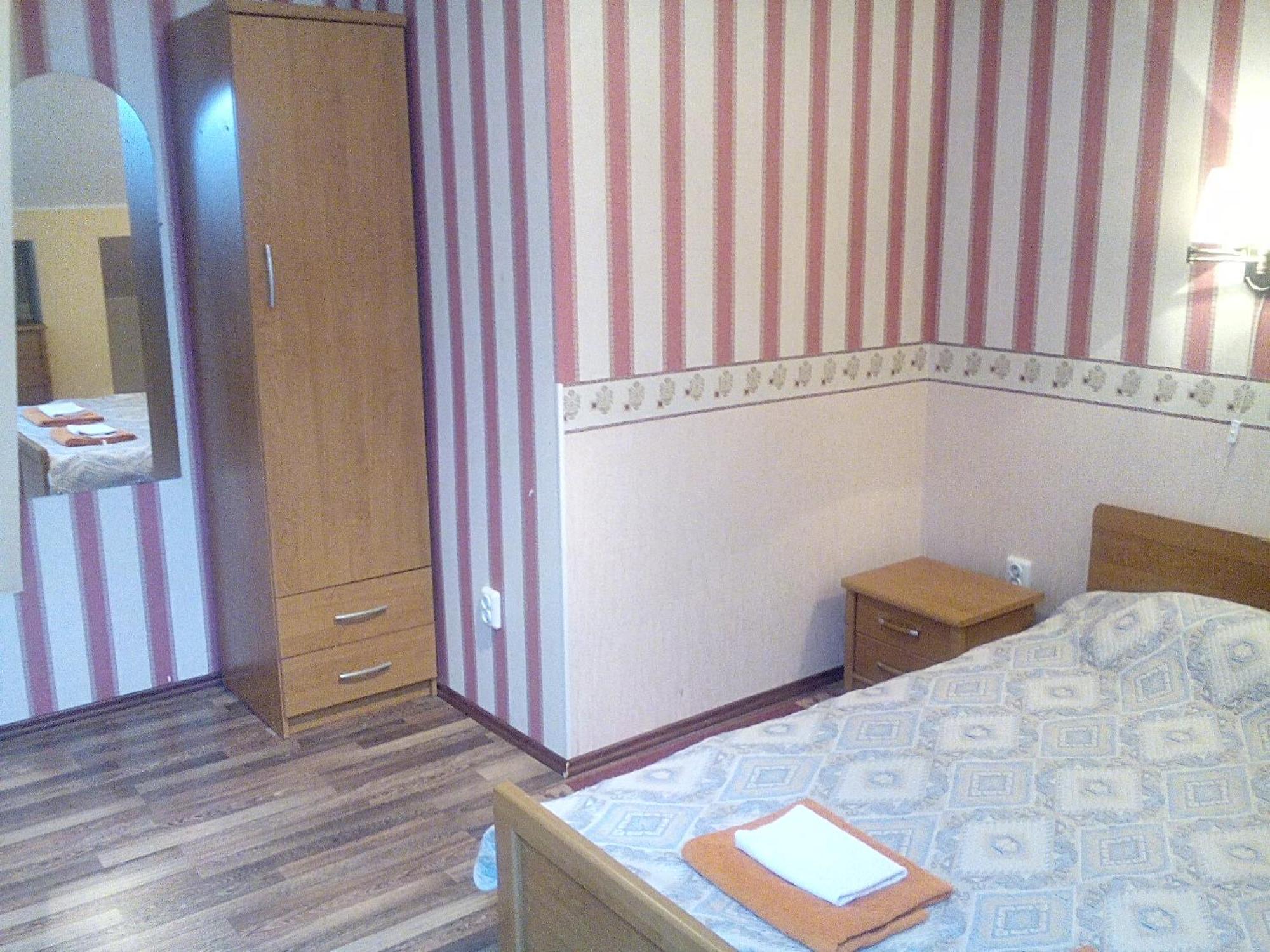 Central Hotel Narva Phòng bức ảnh