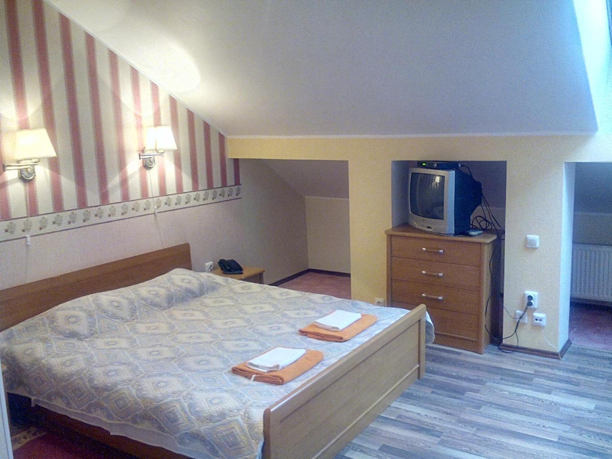 Central Hotel Narva Phòng bức ảnh